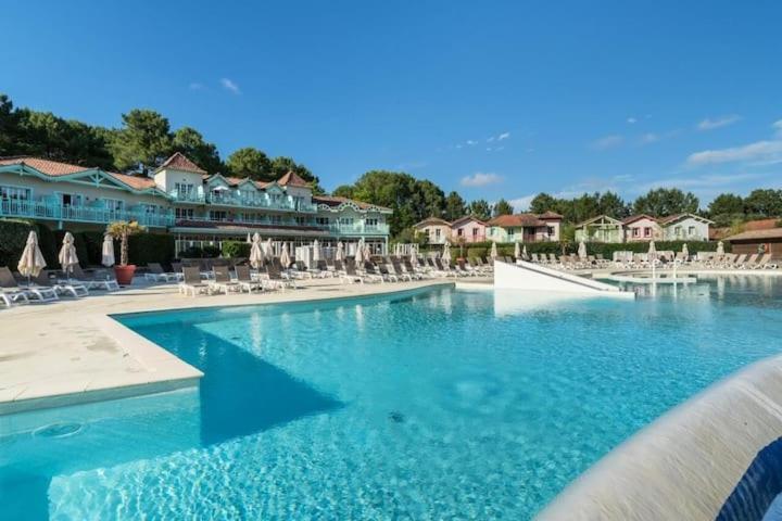 Maison Sur Golf Avec Piscine Chauffee A Lacanau Ocean Kültér fotó