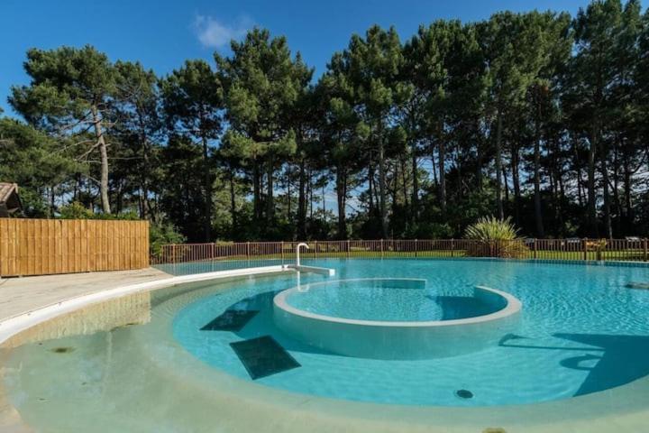 Maison Sur Golf Avec Piscine Chauffee A Lacanau Ocean Kültér fotó