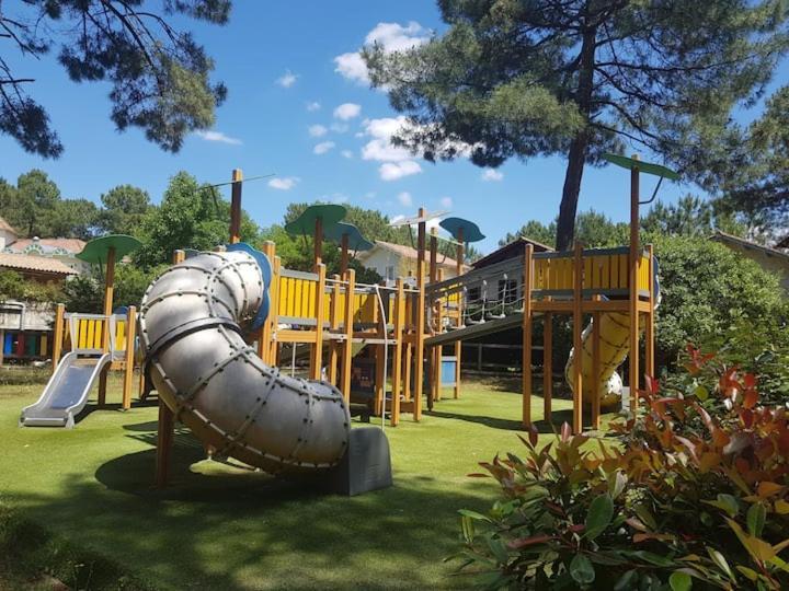 Maison Sur Golf Avec Piscine Chauffee A Lacanau Ocean Kültér fotó